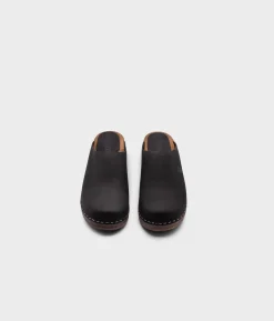 Austin minimalistic clog mule