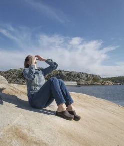 Austin minimalistic clog mule