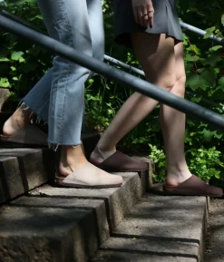 Bilbao closed-toe cork sandal