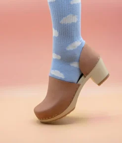 Brett closed-back clogs