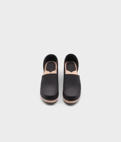 Brett closed-back clogs