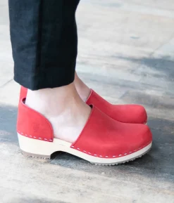 Brett low closed-back clogs