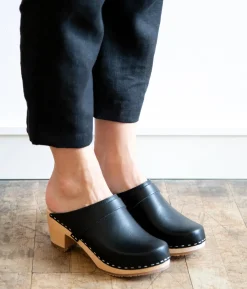 Dublin classic clog mule