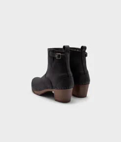 Manhattan clog boots
