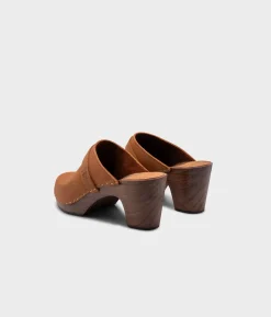 Maya classic clog mule