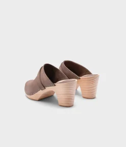 Maya classic clog mule