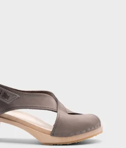 Morocco crossed clog sandal