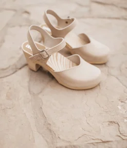 Nora classic clog sandal