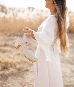 Nora classic clog sandal