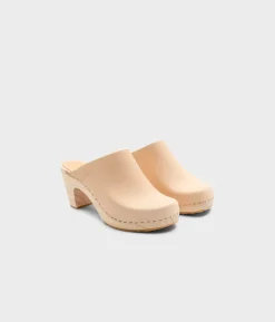 Rhodes minimalistic clog mule