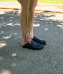 Toledo closed-toe cork sandal