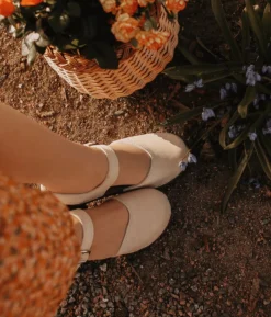 Victoria classic clog sandal