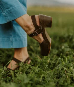 Victoria classic clog sandal