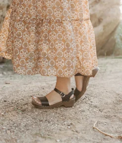 Vienna low open-toe clog sandal